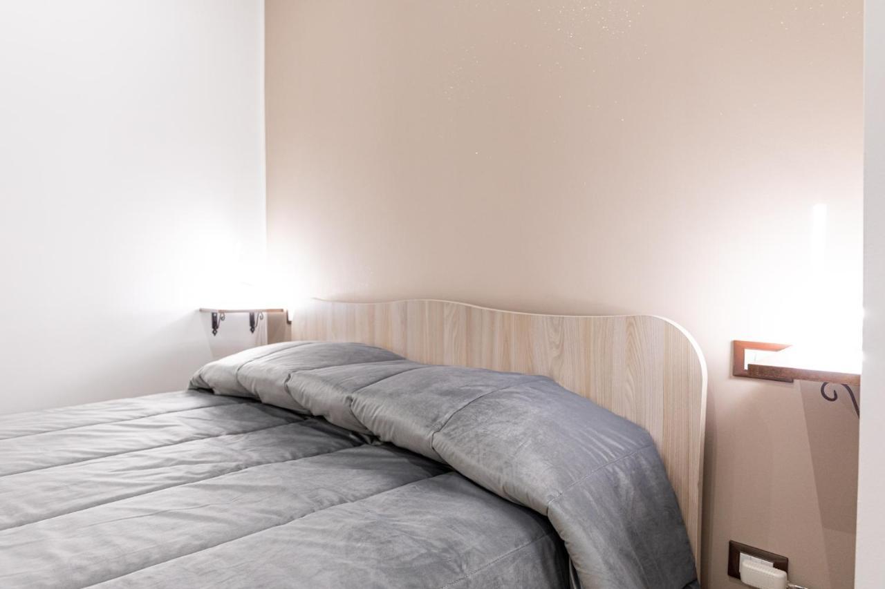 Casa Vacanze Del Corso 바게리아 외부 사진